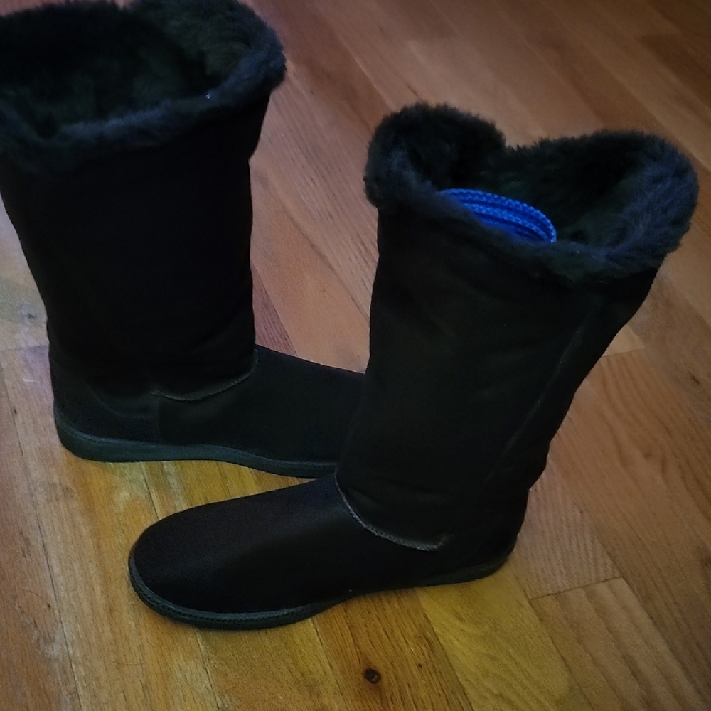 Women's Brown Faux Suede Winter Boots - Picture 3 of 5